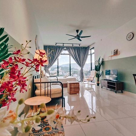 New 2Br Georgetown Warm And Lovely Homestay 10Pax-无敌美景两房民宿 Beacon Executive Suite מראה חיצוני תמונה