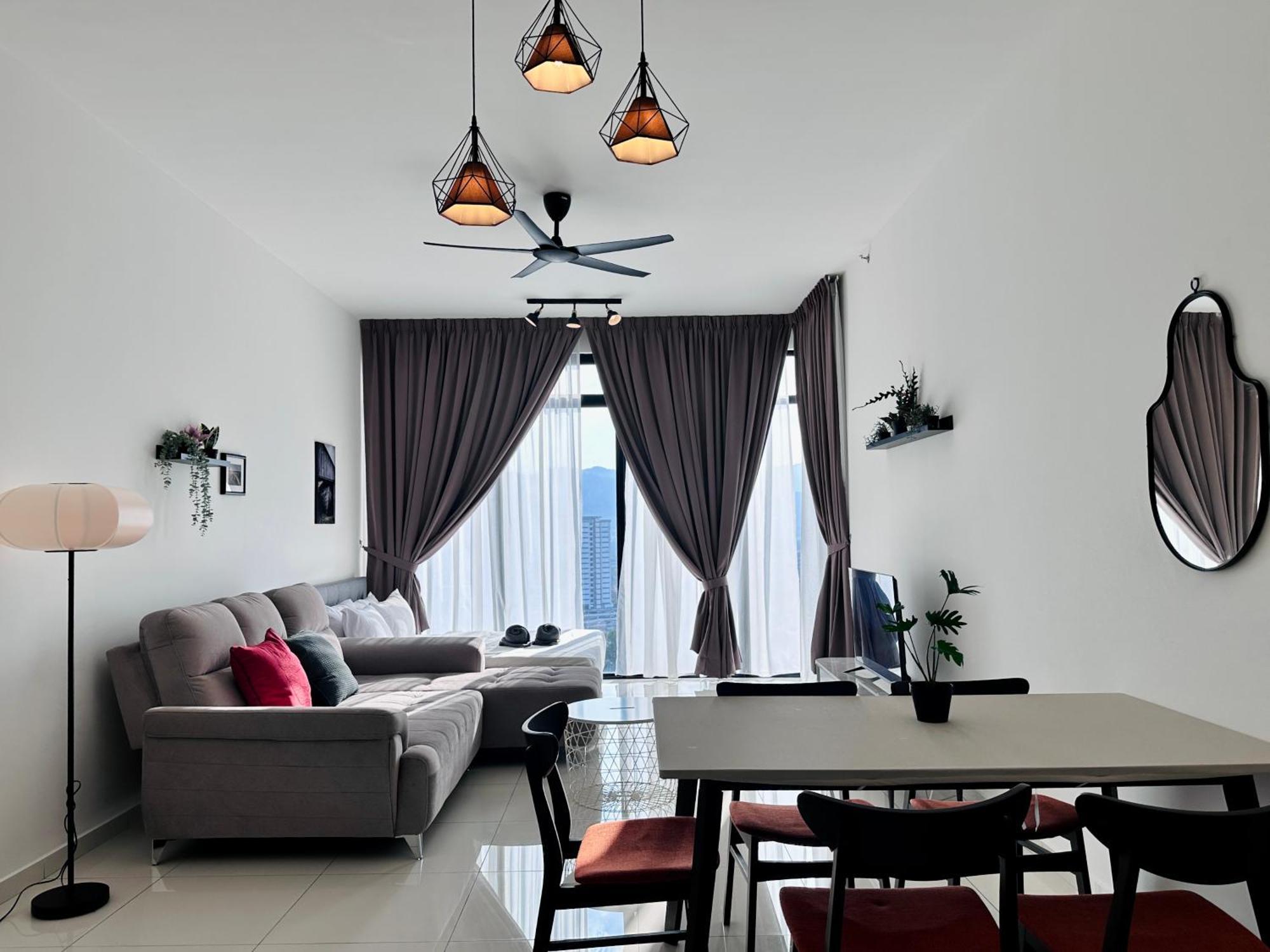 New 2Br Georgetown Warm And Lovely Homestay 10Pax-无敌美景两房民宿 Beacon Executive Suite מראה חיצוני תמונה