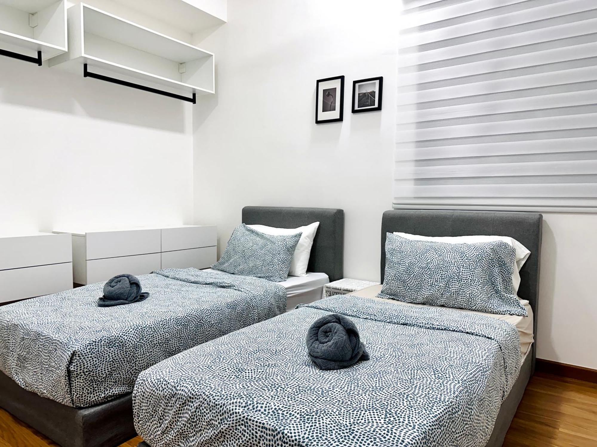 New 2Br Georgetown Warm And Lovely Homestay 10Pax-无敌美景两房民宿 Beacon Executive Suite מראה חיצוני תמונה