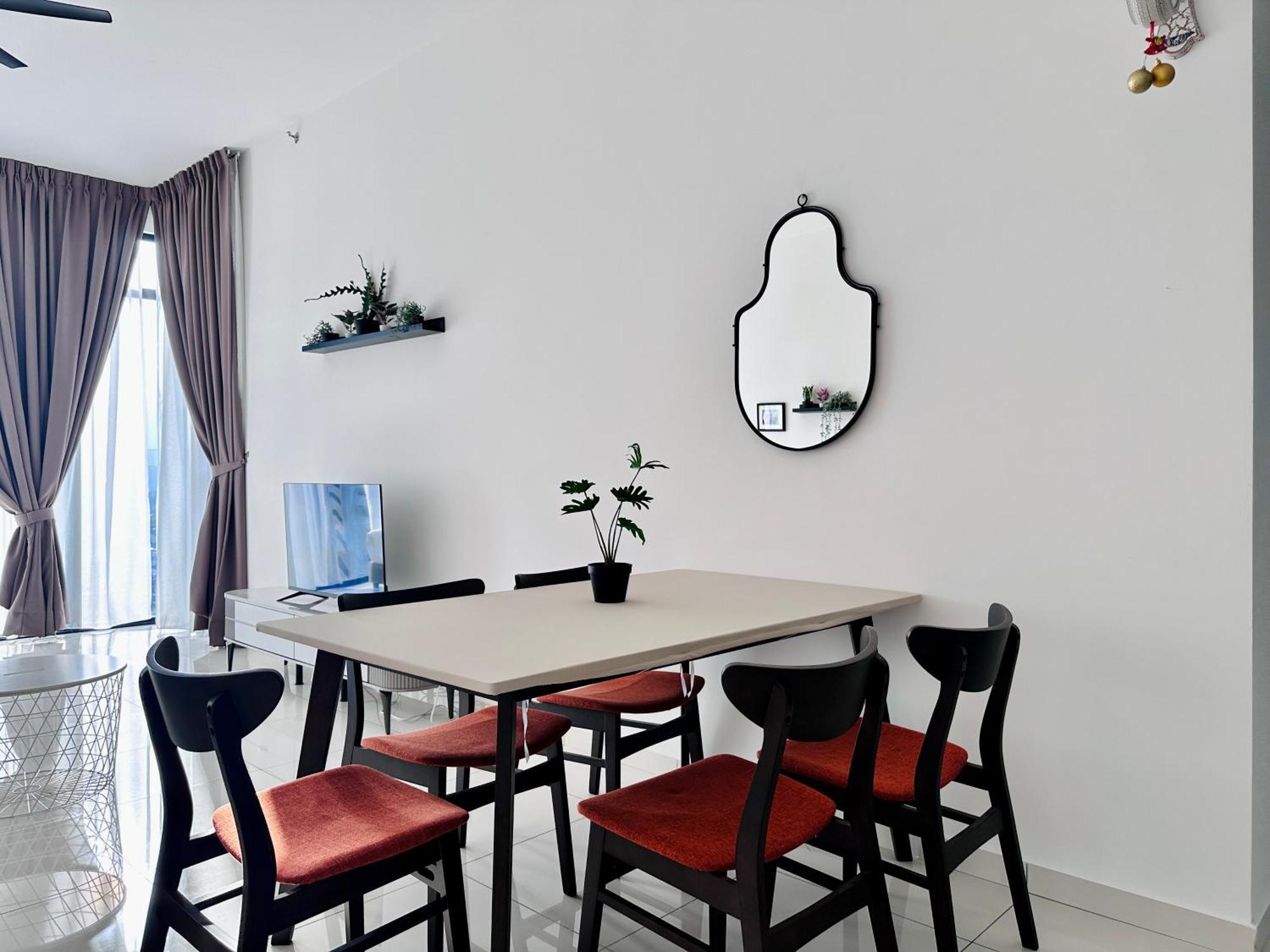 New 2Br Georgetown Warm And Lovely Homestay 10Pax-无敌美景两房民宿 Beacon Executive Suite מראה חיצוני תמונה