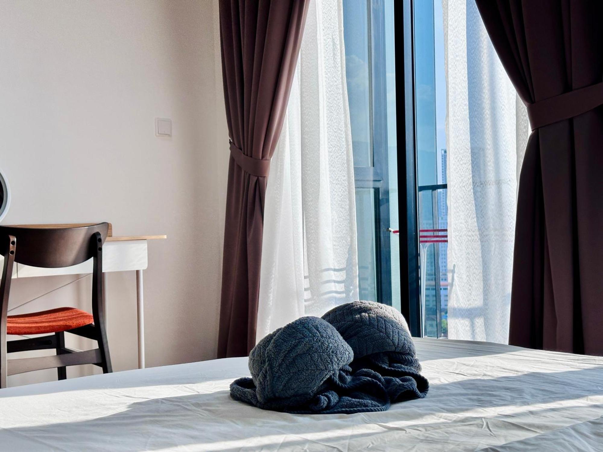 New 2Br Georgetown Warm And Lovely Homestay 10Pax-无敌美景两房民宿 Beacon Executive Suite מראה חיצוני תמונה