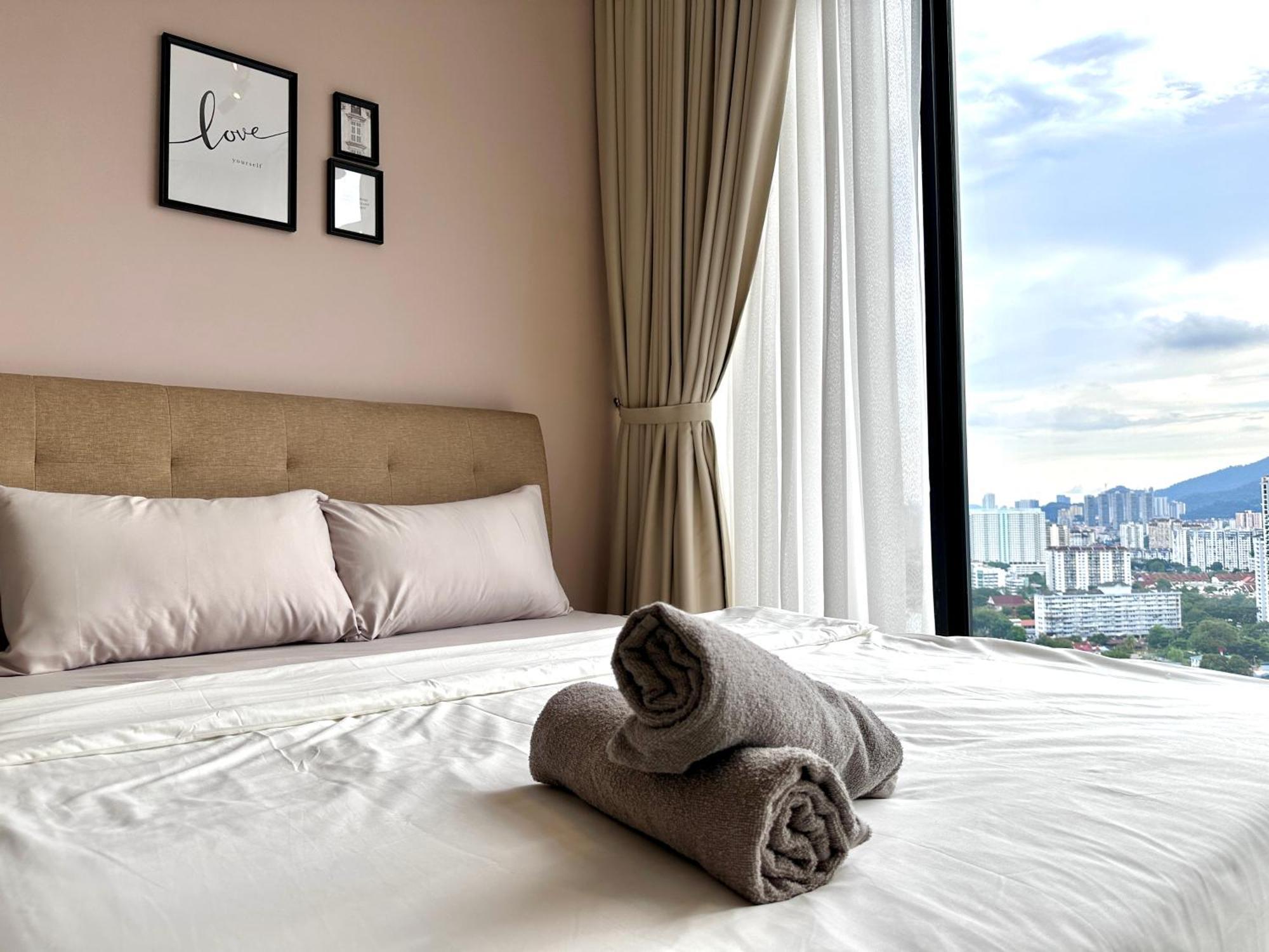 New 2Br Georgetown Warm And Lovely Homestay 10Pax-无敌美景两房民宿 Beacon Executive Suite מראה חיצוני תמונה
