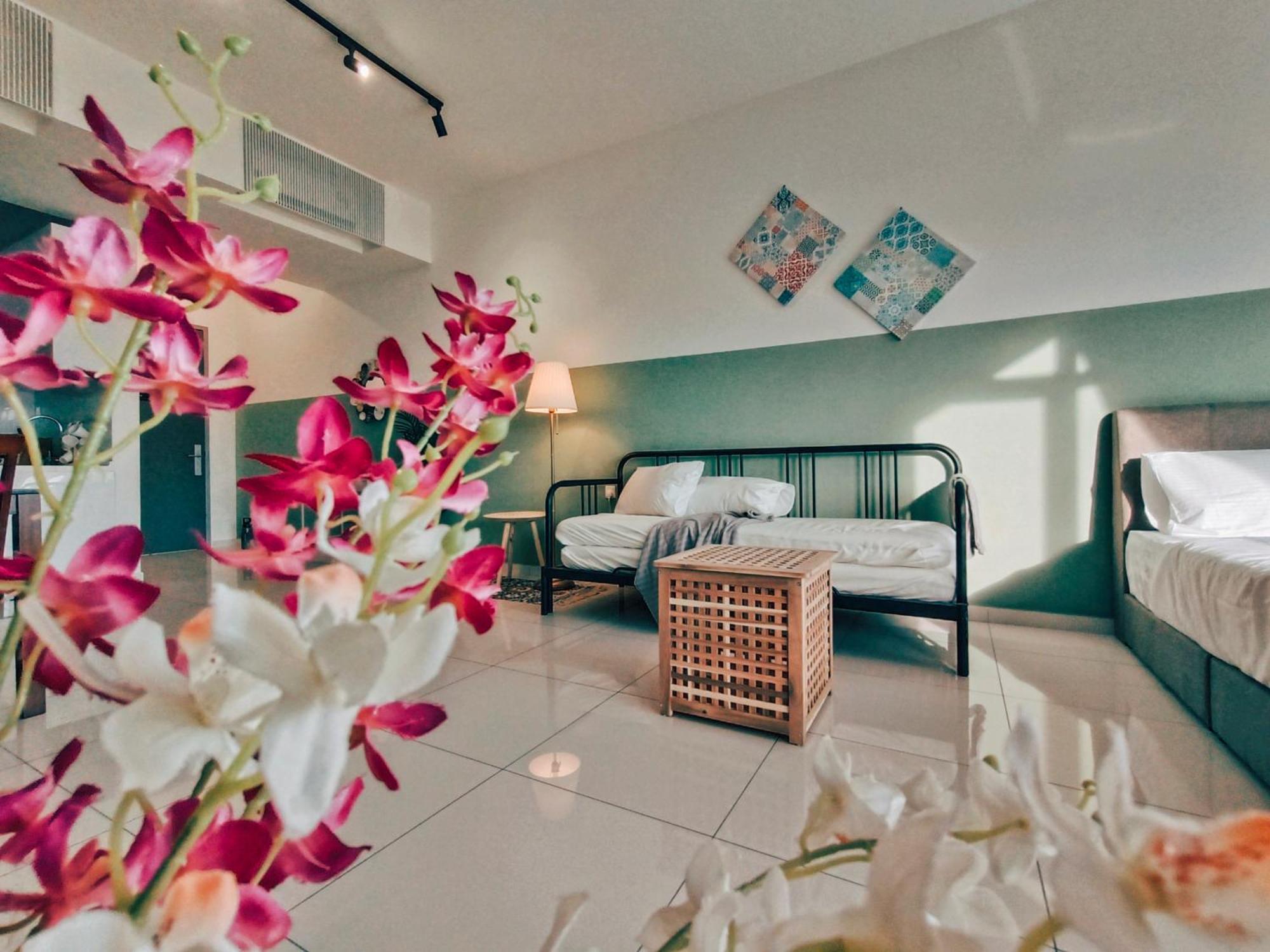 New 2Br Georgetown Warm And Lovely Homestay 10Pax-无敌美景两房民宿 Beacon Executive Suite מראה חיצוני תמונה