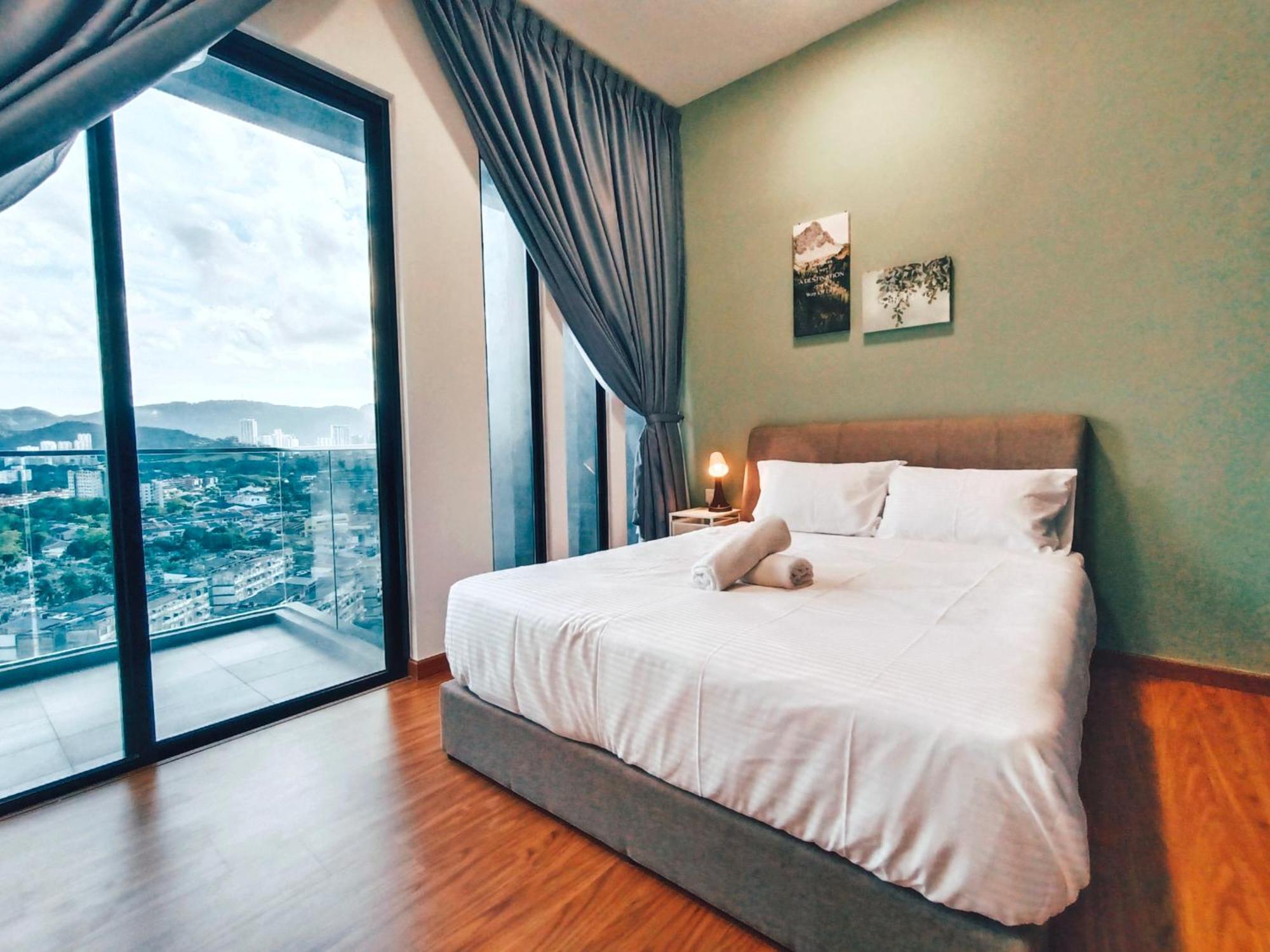 New 2Br Georgetown Warm And Lovely Homestay 10Pax-无敌美景两房民宿 Beacon Executive Suite מראה חיצוני תמונה