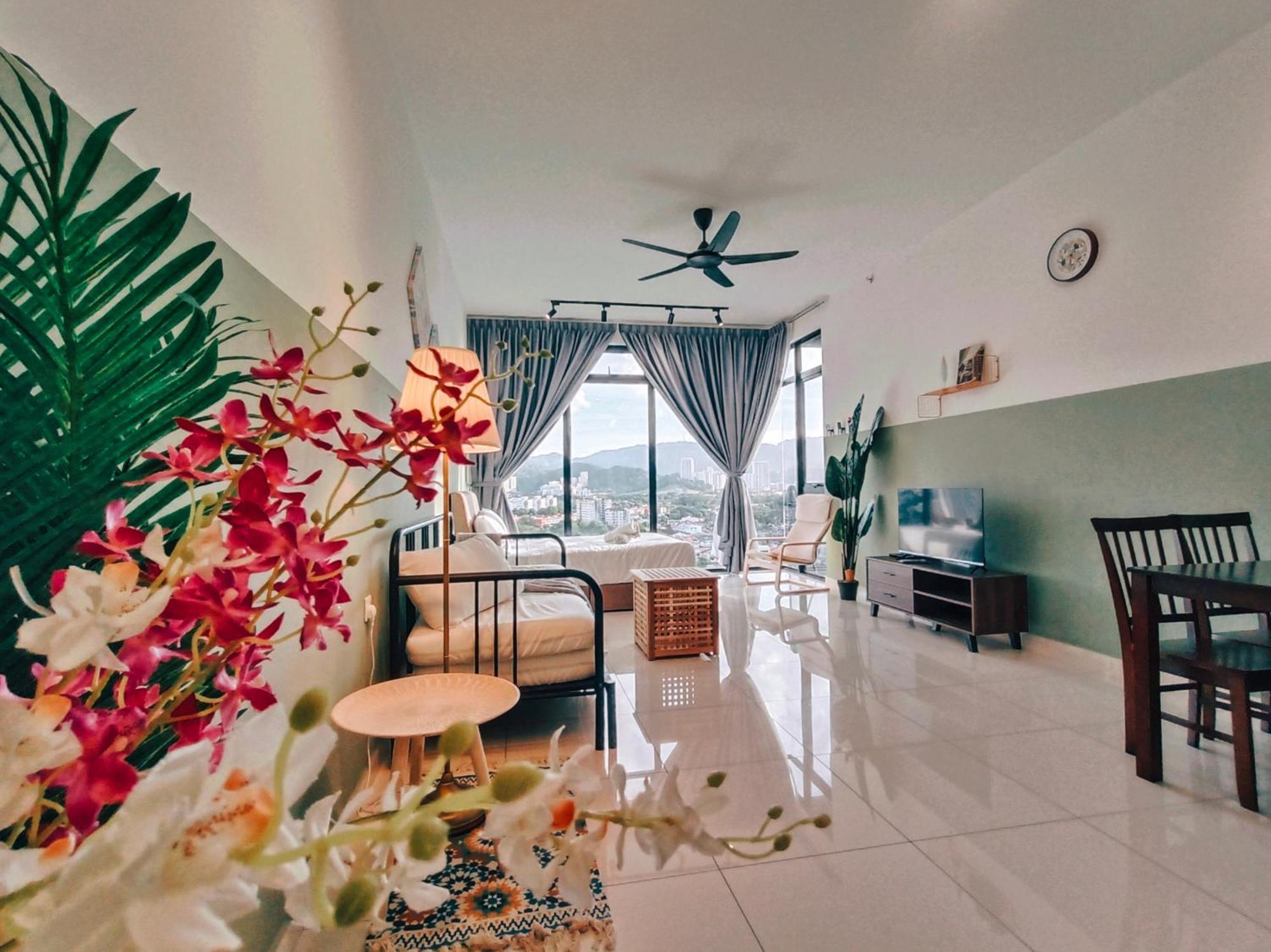 New 2Br Georgetown Warm And Lovely Homestay 10Pax-无敌美景两房民宿 Beacon Executive Suite מראה חיצוני תמונה