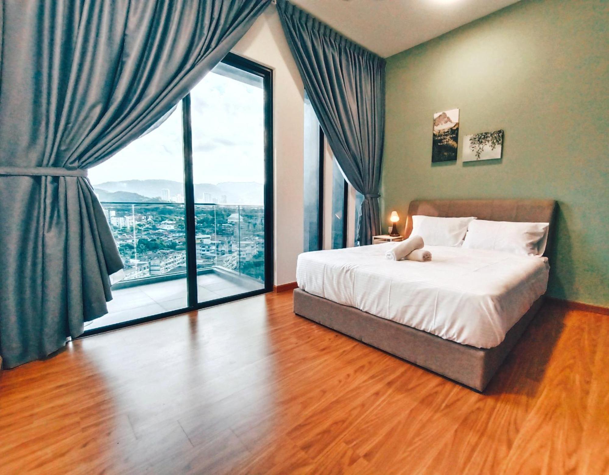 New 2Br Georgetown Warm And Lovely Homestay 10Pax-无敌美景两房民宿 Beacon Executive Suite מראה חיצוני תמונה